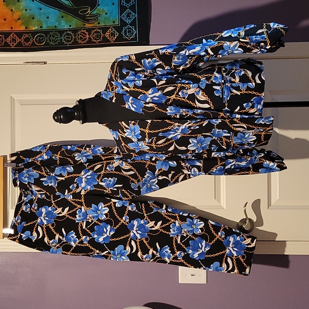 NWOT Woman's Ruched Power Ponte Blazer and pull-on straight leg pants.
